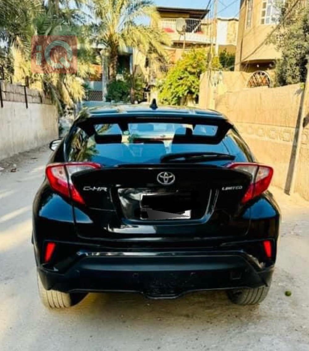 تويوتا سي اتش ار